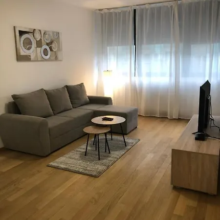 Apartment Iris Novi Sad Exteriör bild