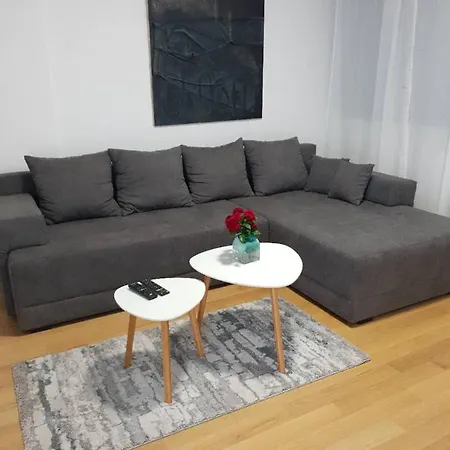 Apartment Iris Novi Sad Exteriör bild