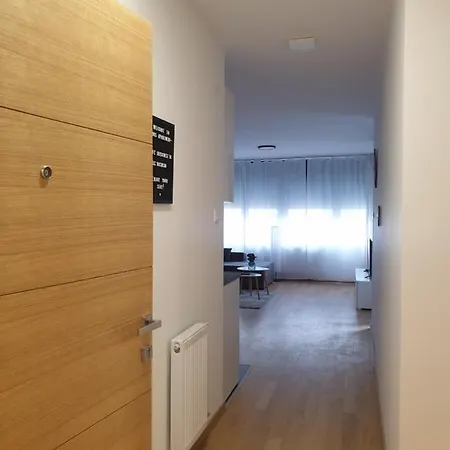 Apartment Iris Novi Sad Exteriör bild