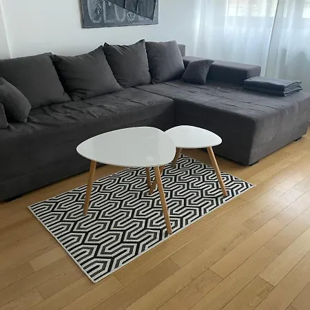 Apartment Iris Novi Sad Exteriör bild