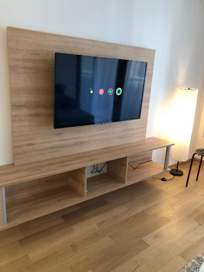 Iris Apartment